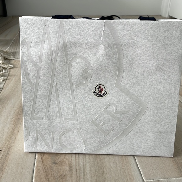 Moncler paper bag - Picture 2 of 4